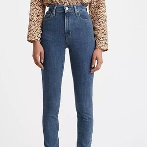 Levi High Rise Skinny Jean | 721